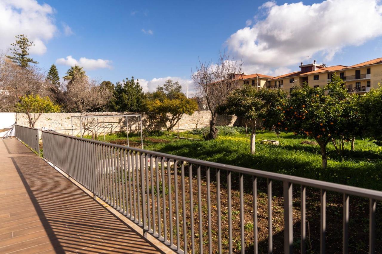 Modica Relax Garden Apartment Екстериор снимка